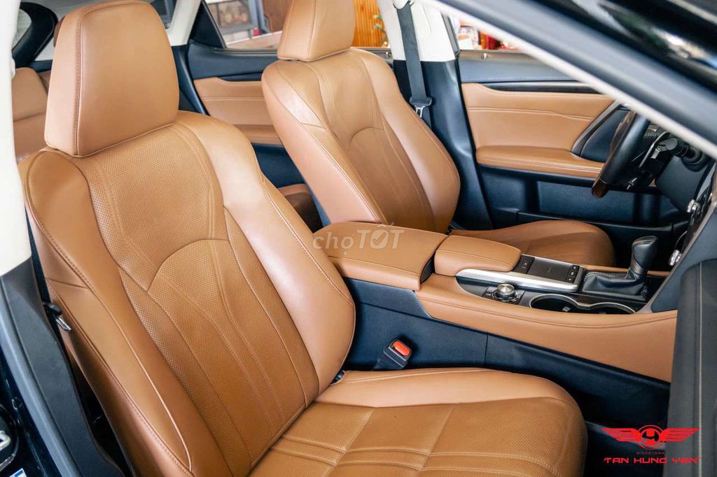 Lexus RX300 ,2020 lăn bánh 6v KM,màu đen nt nâu. Mua bán Ô tô tại Quận Hải Châu Đà Nẵng được đăng bởi TÂN HƯNG YÊN AUTO hình 16