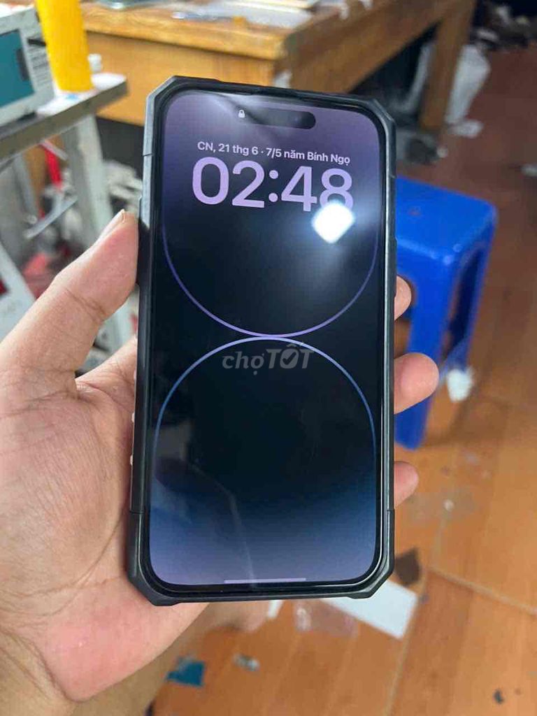 Apple iPhone 14 Pro Max Đen Mới. Mua bán Điện thoại tại Huyện Gia Lâm Hà Nội được đăng bởi Le Viet Anh hình 1