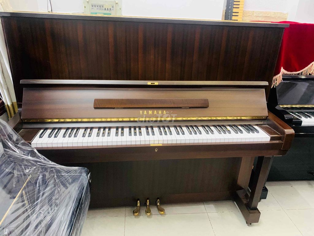 piano cơ yamaha u5