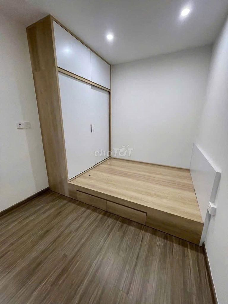 Bán căn hộ 2PN Vinhomes Smart City 62m2 giá 4.2 tỷ