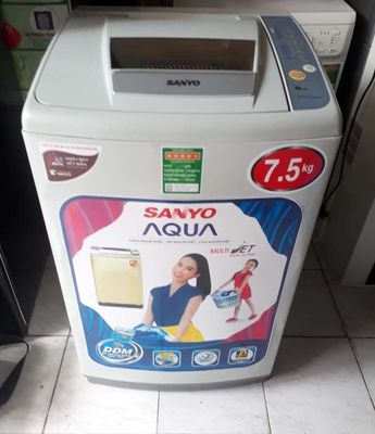 Máy giặt Sanyo Aqua 7.5 giặt vắt êm