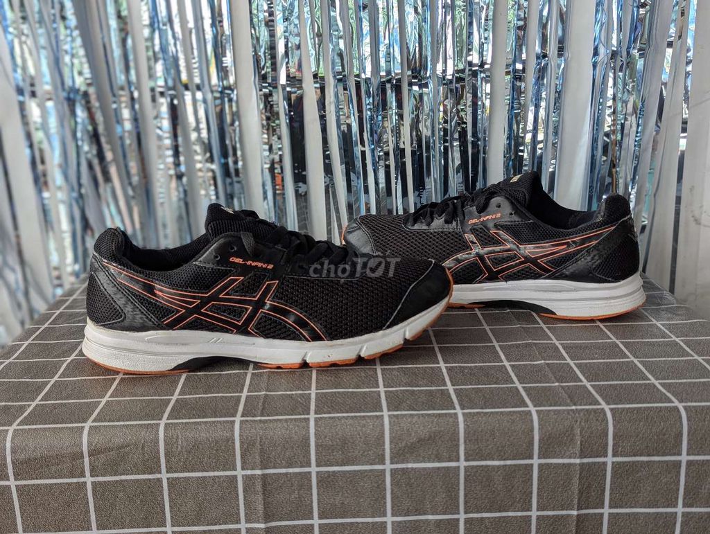 Giày thể thao Asics size 44