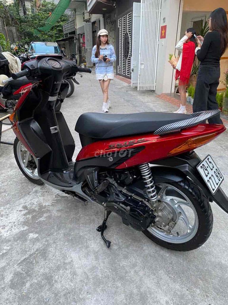 Honda Click 2011 110cc Đỏ. Mua bán Xe máy tại Quận Cầu Giấy Hà Nội được đăng bởi Anh Khoa hình 3