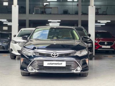 Toyota Camry 2.0E 2018 Đen 72.000km chuẩn đẹp