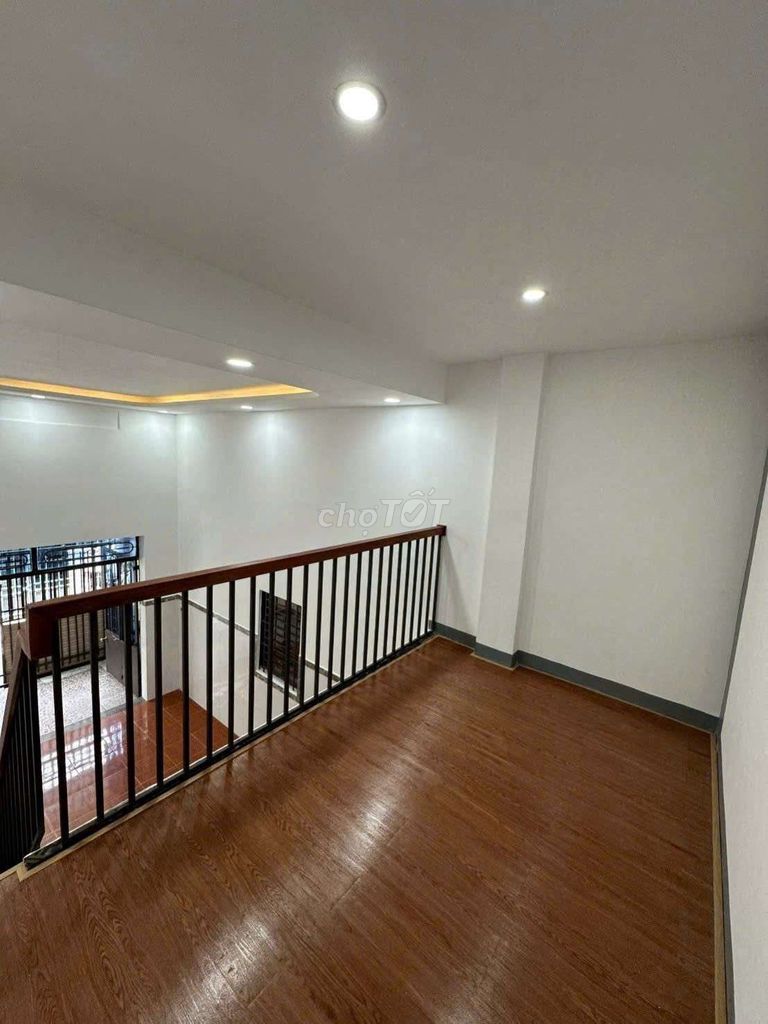 Дом с мезонином в переулке 266 Truong Chinh, недорого