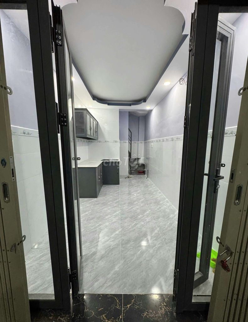 Аренда · 1 комн. · 18 м² · Quận 7, ул. Đường Huỳnh Tấn Phát