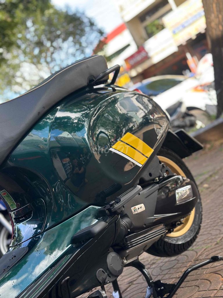 Piaggio Vespa Sprint 2021 Xanh lá. Mua bán Xe máy tại Thành phố Pleiku Gia Lai được đăng bởi Xe Máy Nguyễn Vũ Gialai hình 8