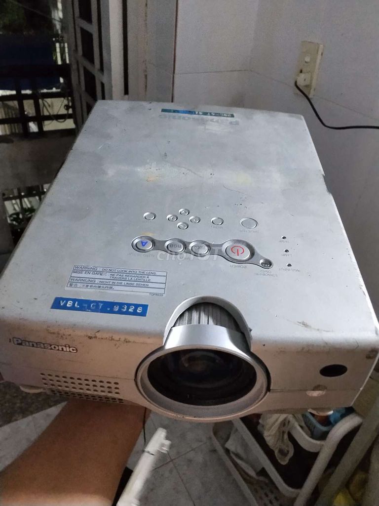 Máy chiếu Panasonic Xám. Mua bán Đồ dùng văn phòng tại Thành phố Thủ Đức Tp Hồ Chí Minh được đăng bởi Huy hình 1