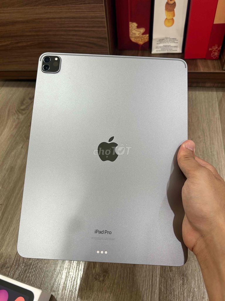Ipad Pro 12.9” m2 256G Wifi 99.99% Gray pin 98%. Mua bán Máy tính bảng tại Quận Đống Đa Hà Nội được đăng bởi Hoàng Điển Trai Long hình 1