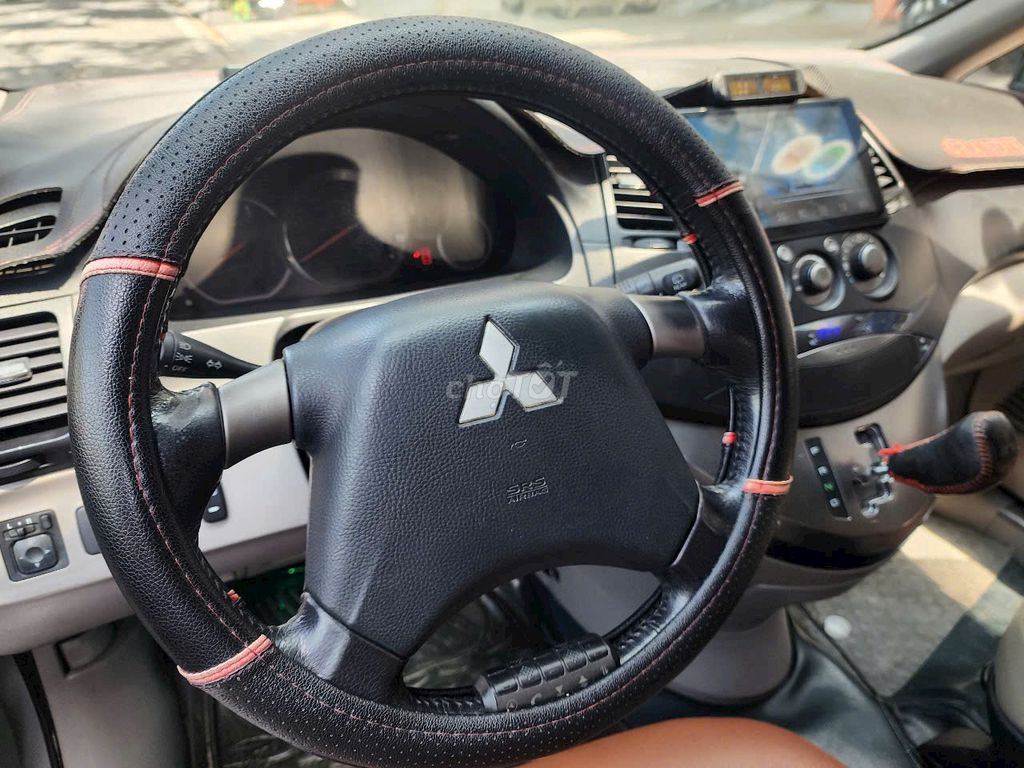 Mitsubishi Grandis 2005  - 160000 km. Mua bán Ô tô tại Thành phố Phan Rang-Tháp Chàm Ninh Thuận được đăng bởi Quocthang hình 4