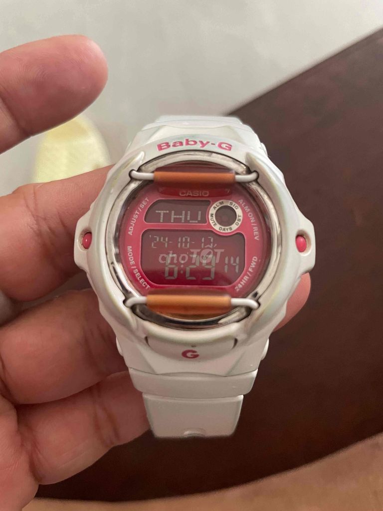 em bán chiếc đôbgf hồ Casio G shop còn đẹp