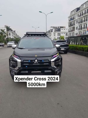 Mitsubishi Xpander Cross 2024 - 5000 km