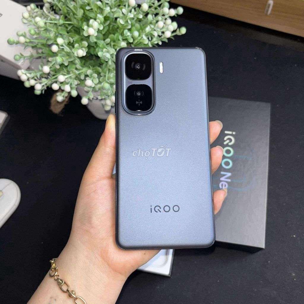 iQOO Neo 10 12GB/256GB Xám. Mua bán Điện thoại tại Huyện Xuân Lộc Đồng Nai được đăng bởi Quan Pham hình 1