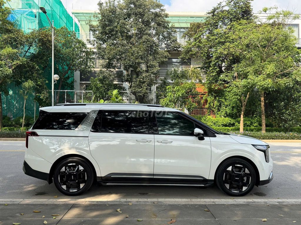 Kia Carnival 2025 Premium 2.2D 8S - 45,000 km.. Mua bán Ô tô tại Thành phố Thủ Đức Tp Hồ Chí Minh được đăng bởi Đức Tứ Bánh hình 4