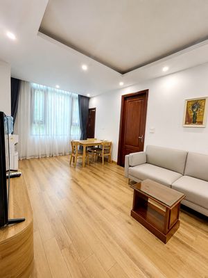 Cho thuê nhà Tân Sơn Nhì, gần mặt tiền , DT 4*22m, 3PN, nhà đẹp