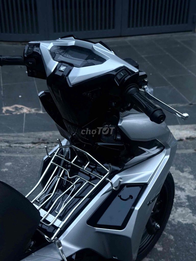Honda Airblade 2021 серебристый