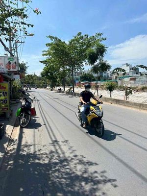 Đất 4,3 x 16,5m đường Thạnh Lộc 13 vào 20m gần chợ Cầu Đồng. Mua bán đất tại Quận 12 Tp Hồ Chí Minh được đăng bởi Nguyễn Tuấn