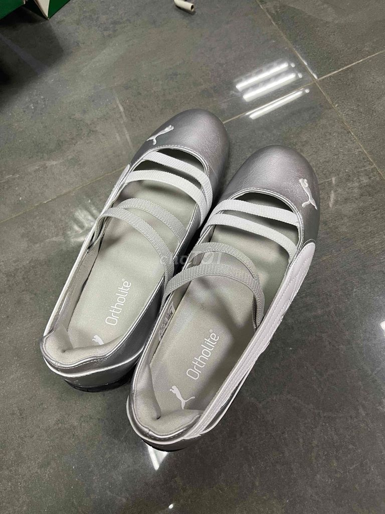 Giày bệt Puma Speedcat Ballet Nữ Bạc 38. Mua bán Giày dép tại Quận Liên Chiểu Đà Nẵng được đăng bởi Anh Tuan hình 1