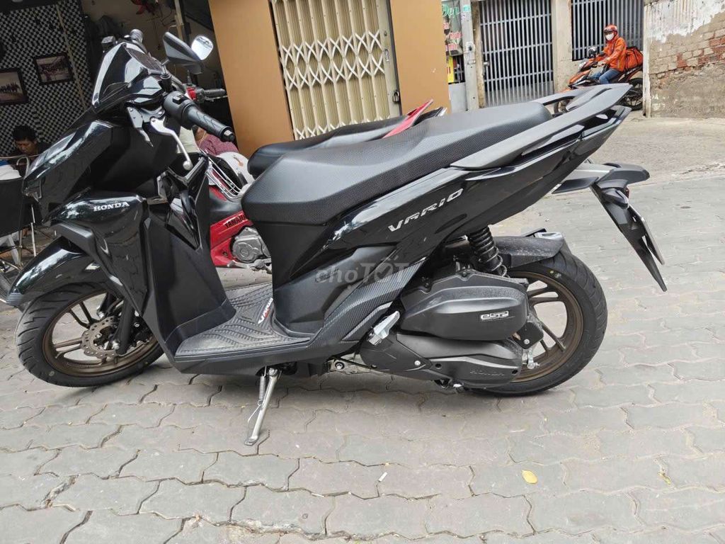 Honda Vario 125cc 2023 черный 7 500 км Индонезия