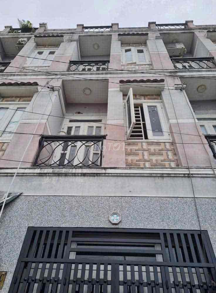 Rent · 3 bd · 27 м² · Quận Bình Tân, ул. Đường Hương lộ 2