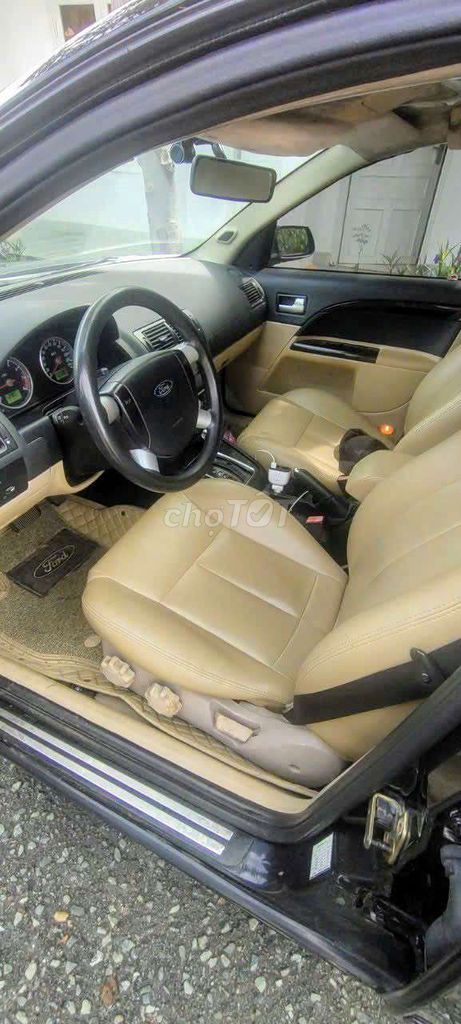 Ford Mondeo 2004 2.0 AT form mới