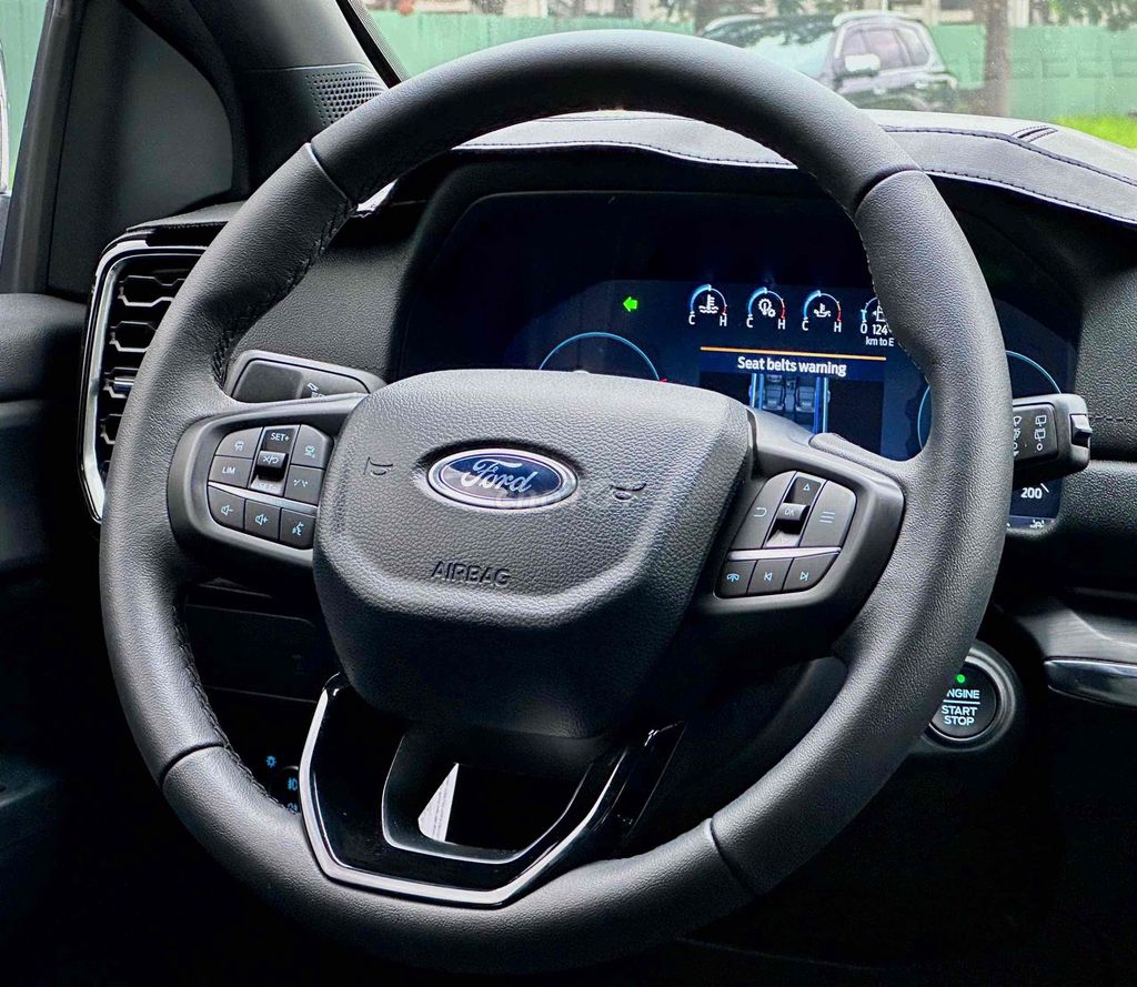 Siêu Lướt Ford Everest 2024 Titanium 2.0L 4x2 AT. Mua bán Ô tô tại Thành phố Thủ Đức Tp Hồ Chí Minh được đăng bởi Phúc Nguyên hình 13