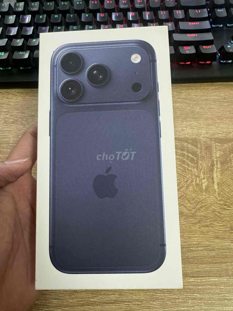 Apple iPhone 17 Pro Xanh đậm. Mua bán Điện thoại tại Quận Tân Bình Tp Hồ Chí Minh được đăng bởi Dinh Tay hình 1