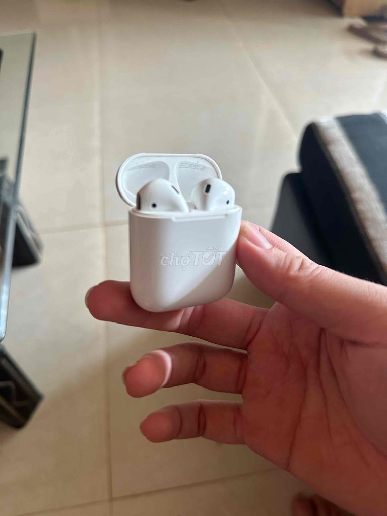 Tai nghe không dây Apple AirPods 2 Trắng. Mua bán Tivi, Âm thanh tại Thành phố Buôn Ma Thuột Đắk Lắk được đăng bởi Tên chưa cung cấp hình 1