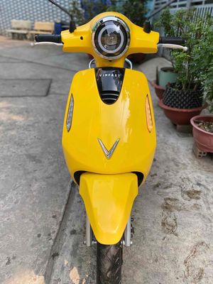 VinFast Evo200 Vàng pin sạc mua đứt chính chủ