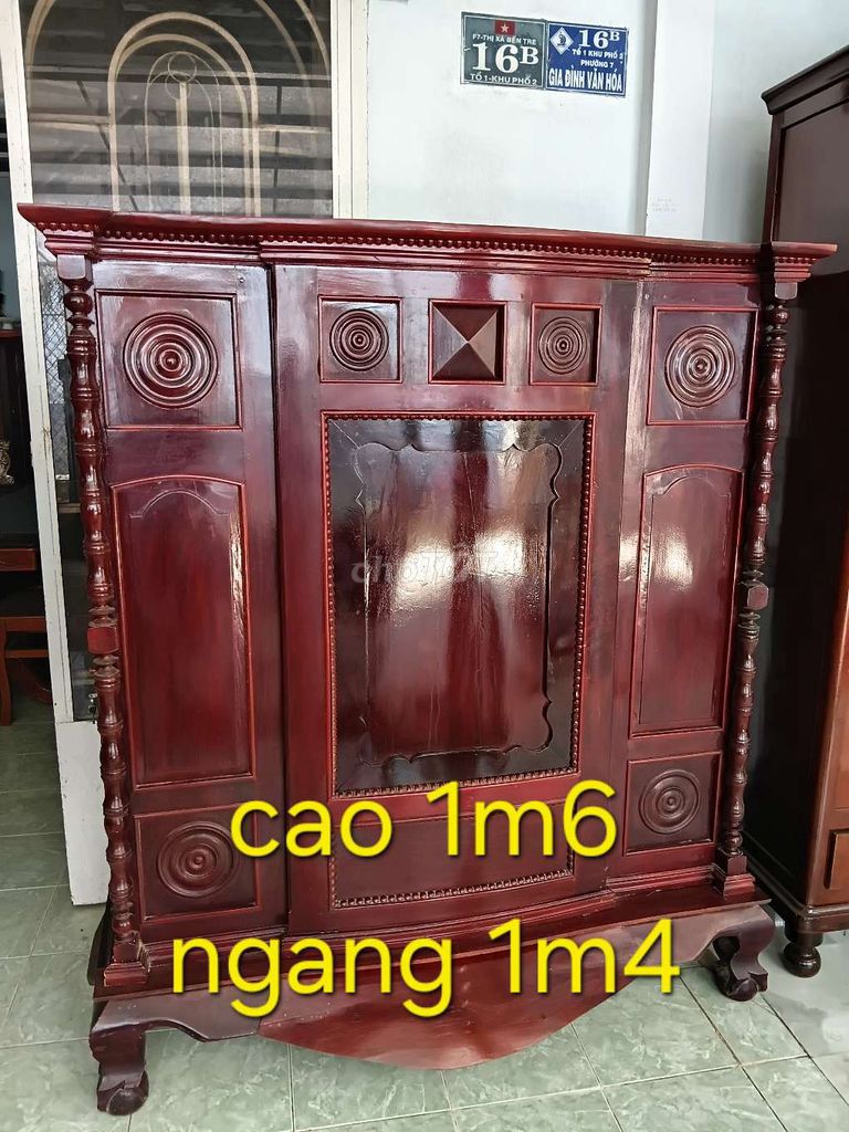 Tủ thờ gỗ nâu đỏ 1m6x1m4. Mua bán Tủ, kệ gia đình tại Thành phố Bến Tre Bến Tre được đăng bởi Hung hình 1