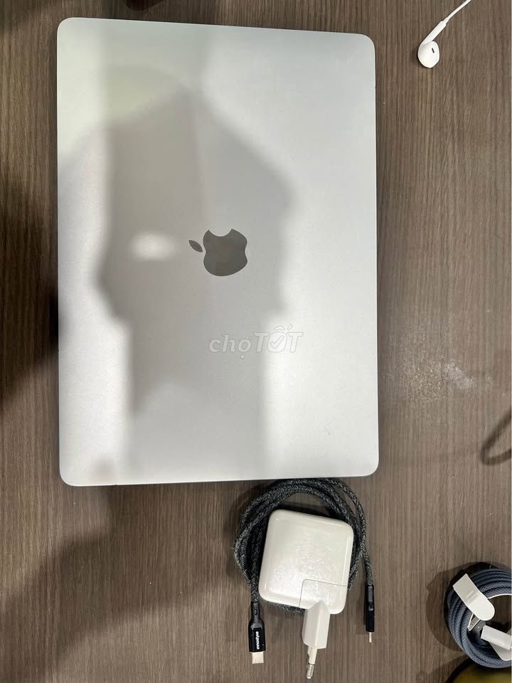 MacBook Air 2019 13 inch Bạc. Mua bán Laptop tại Quận Đống Đa Hà Nội được đăng bởi Diep Nguyen hình 1