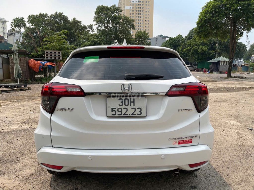 Honda HRV L премиум 2021 Белый 5 мест