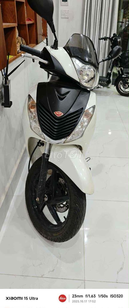 Nhà dư xe cần bán. Mua bán Xe máy tại Thành phố Thủ Dầu Một Bình Dương được đăng bởi Dũng hình 3