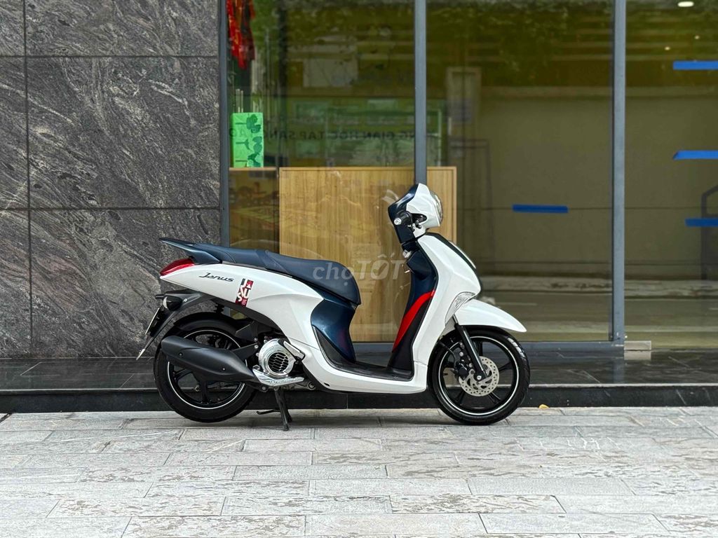 Yamaha Janus bản Limited smartkey Chất lượng 29D2. Mua bán Xe máy tại Quận Ba Đình Hà Nội được đăng bởi Xe Máy Nam Thi hình 6
