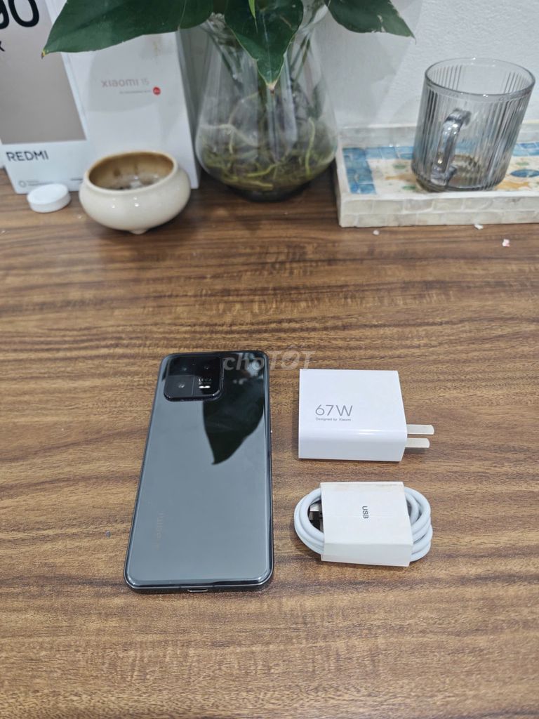 Xiaomi Mi 13 5G 12/256 Đen Quốc Tế sạc 67w có COD. Mua bán Điện thoại tại Quận Hoàng Mai Hà Nội được đăng bởi Trần Ngọc Hiếu hình 1
