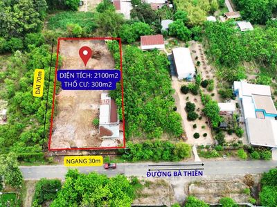 CHỦ CẦN BÁN GẤP LÔ ĐẤT LỚN 2100m2 TẠI XÃ NHUẬN ĐỨC , CỦ CHI. SHR