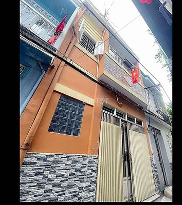 Cho thuê nhà 5,5x8,5m, 3PN 3WC giá 15,5tr Nguyễn Văn Lạc