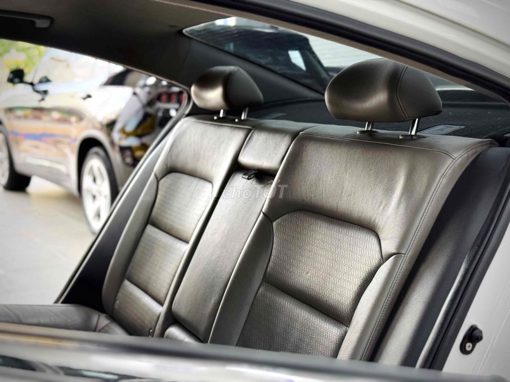Hyundai Elantra GLS 1.6AT 2017 siêu đẹp. Mua bán Ô tô tại Thành phố Thủ Đức Tp Hồ Chí Minh được đăng bởi Nguyen Trung hình 16