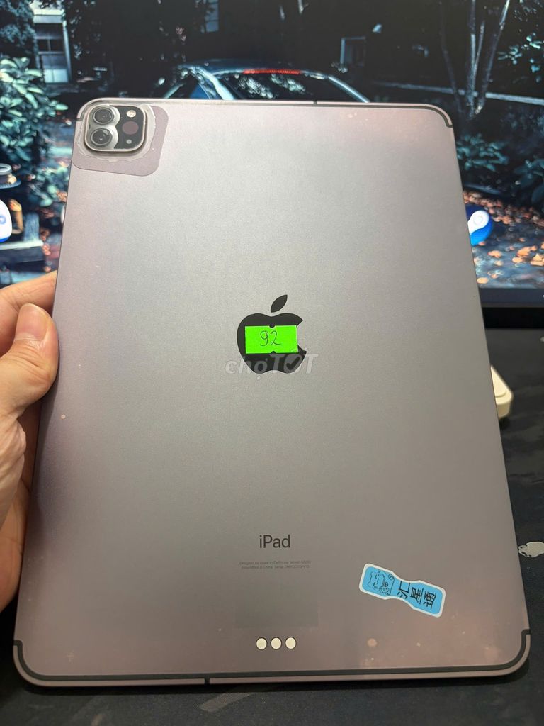 iPad Pro 2020 bản 128GB đầy đủ Wifi + Sim. Mua bán Máy tính bảng tại Quận Cầu Giấy Hà Nội được đăng bởi Hàn Trâm hình 1
