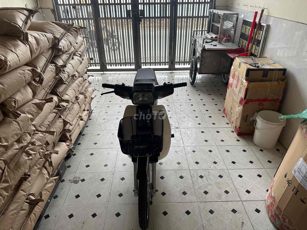 Honda Dream Thai up 110 коричневый, белый