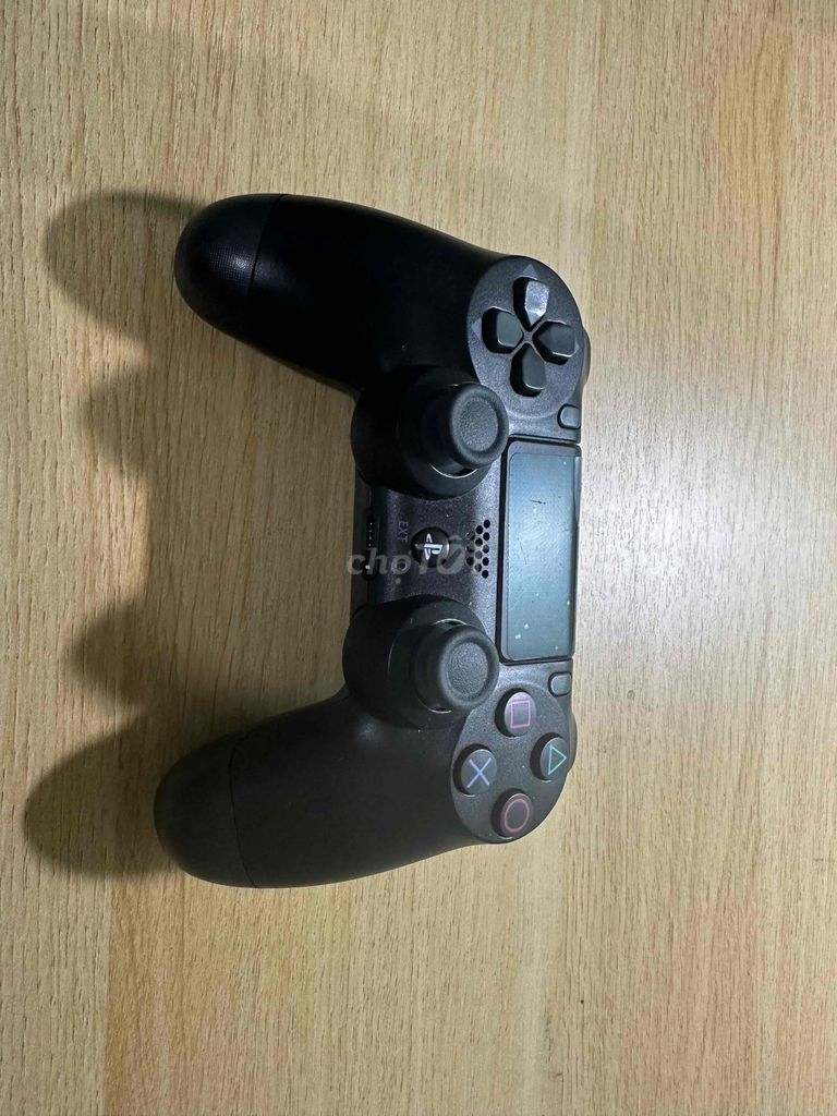 Tay cầm chơi game Sony PS4 Đen. Mua bán Thiết bị chơi game tại Quận 3 Tp Hồ Chí Minh được đăng bởi hoàng anh hình 1