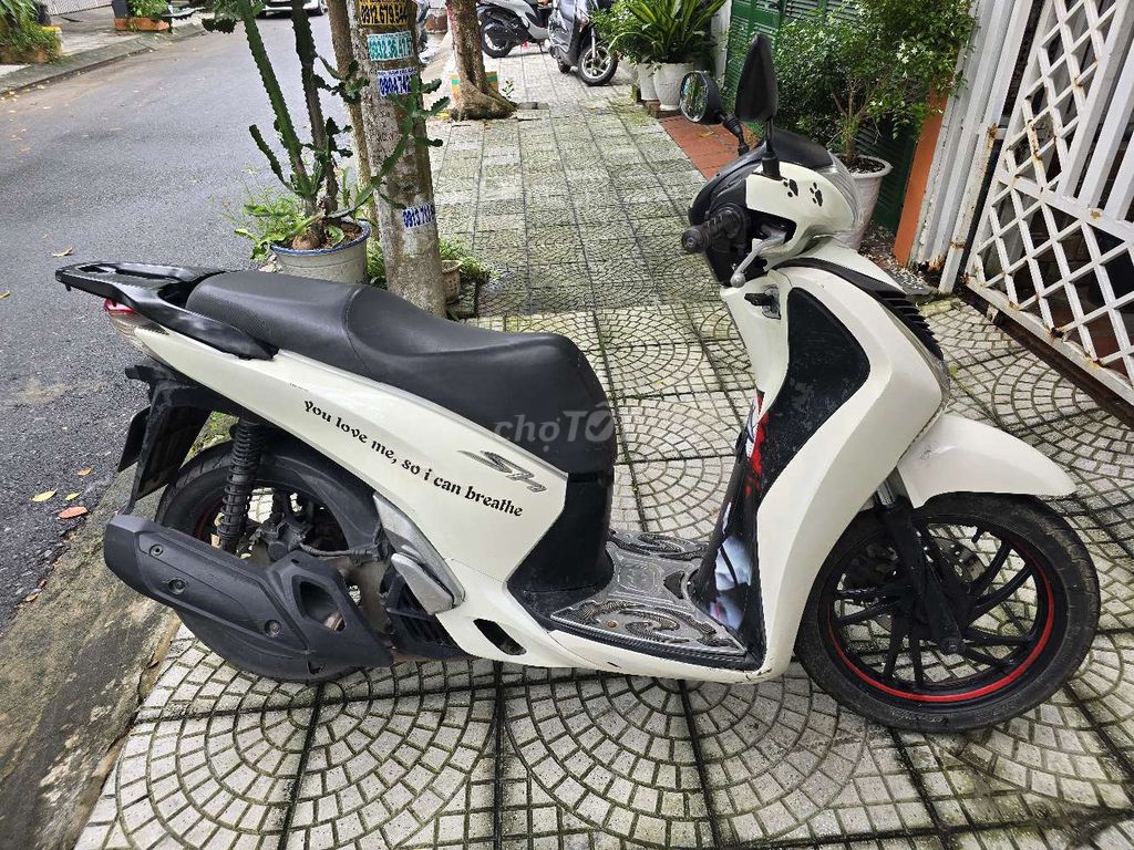 Honda SH 150i 2013 Trắng. Mua bán Xe máy tại Quận Hải Châu Đà Nẵng được đăng bởi cường thịnh hình 1