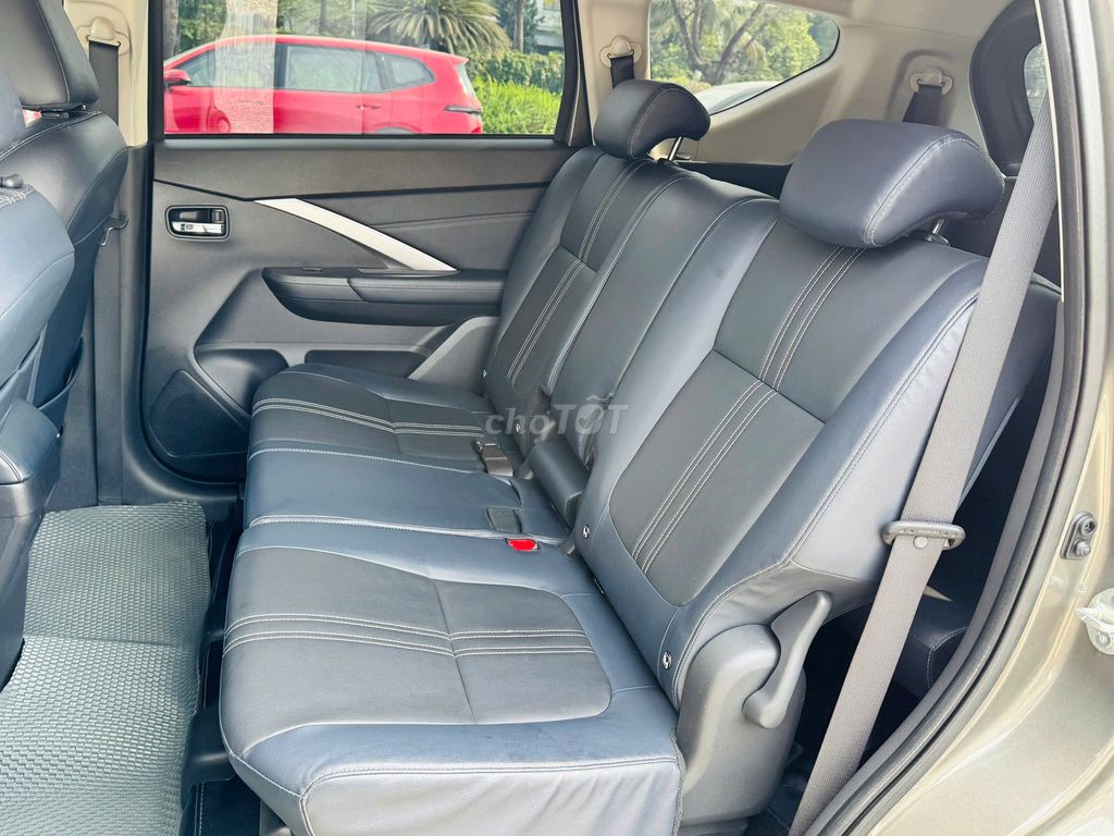 Mitsubishi Xpander Cross 2023, màu khỏe, xe chất. Mua bán Ô tô tại Quận Long Biên Hà Nội được đăng bởi Long Biên Cars hình 11