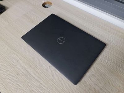 DELL 5300 I7 GEN 8 MỚI 90%. Mua bán Laptop tại Quận 10 Tp Hồ Chí Minh được đăng bởi TRINH LAPTOP SỈ SG