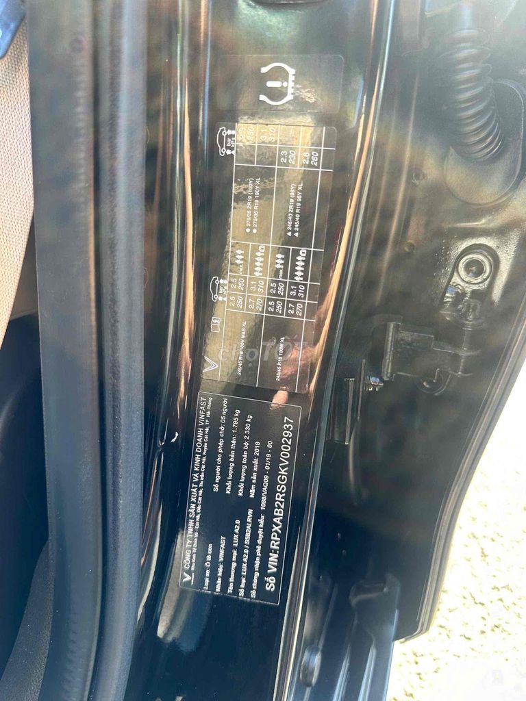 VinFast Lux A2.0 2019 Premium 2.0 AT - 62000 km. Mua bán Ô tô tại Quận Cẩm Lệ Đà Nẵng được đăng bởi Nguyễn Duy hình 15