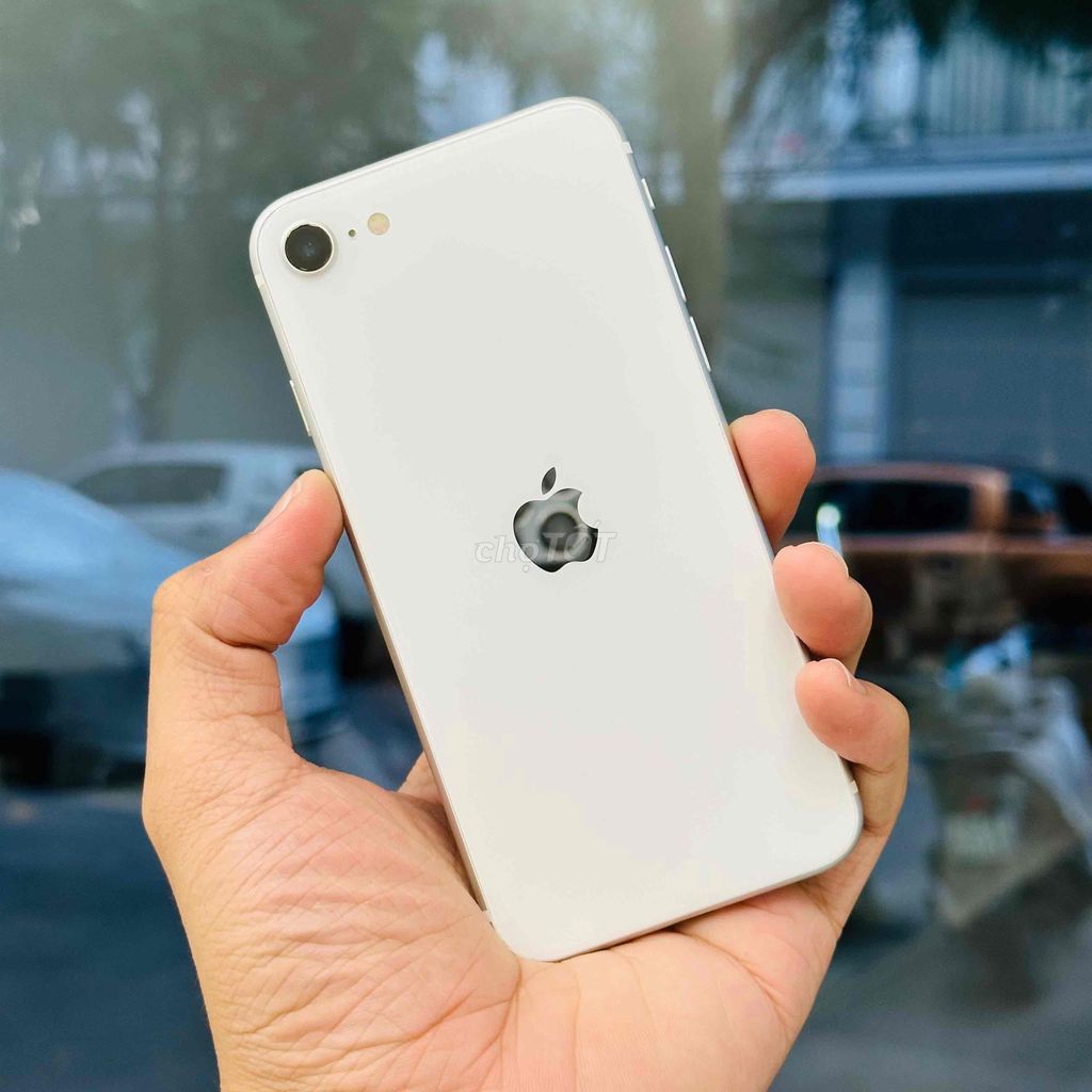 Apple iPhone SE 2020 64GB Trắng 98%. Mua bán Điện thoại tại Huyện Thanh Trì Hà Nội được đăng bởi Nguyen Phuc Store hình 1