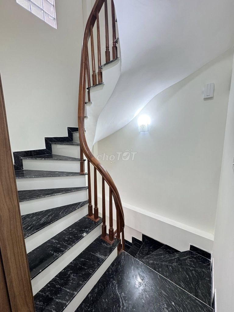 Căn góc 50m X 4T ở ngay.Ngõ Ôtô ghé cửa,300m ra CHỢ,đi ĐH PHENIKA 10P. Mua bán nhà ở tại Huyện Quốc Oai Hà Nội được đăng bởi HOÀNG THIẾT hình 3