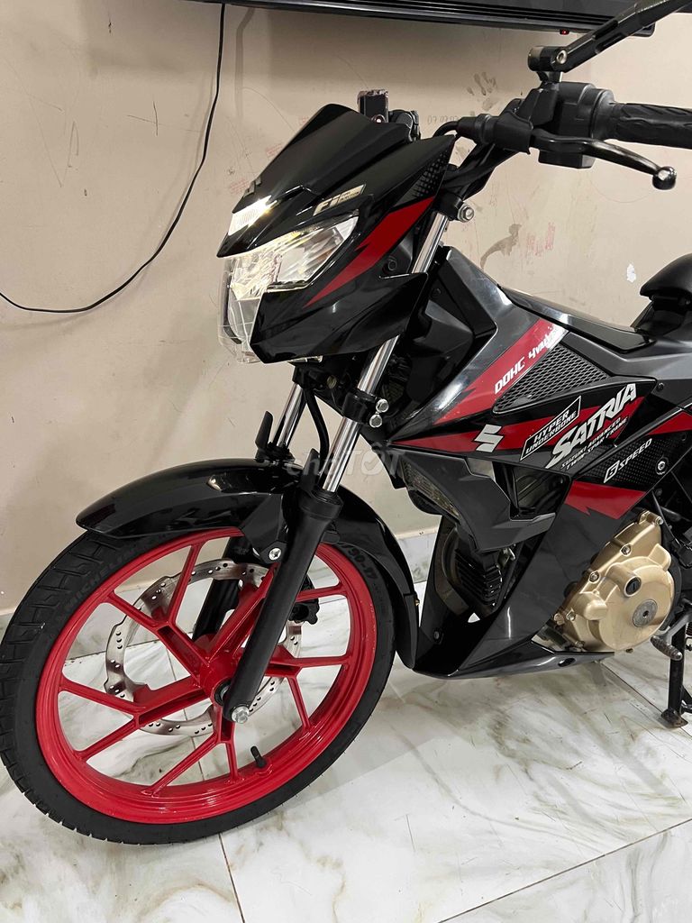 Satria nhập đi 20 ngàn mới kemg xà beng. Mua bán Xe máy tại Thị xã Bến Cát Bình Dương được đăng bởi xe máy tý nị 393 hình 6