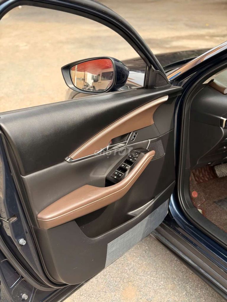 Mazda CX30 Premium 2.0 AT sx2021 - 54000 km. Mua bán Ô tô tại Quận Bình Tân Tp Hồ Chí Minh được đăng bởi Thanh Trí hình 9