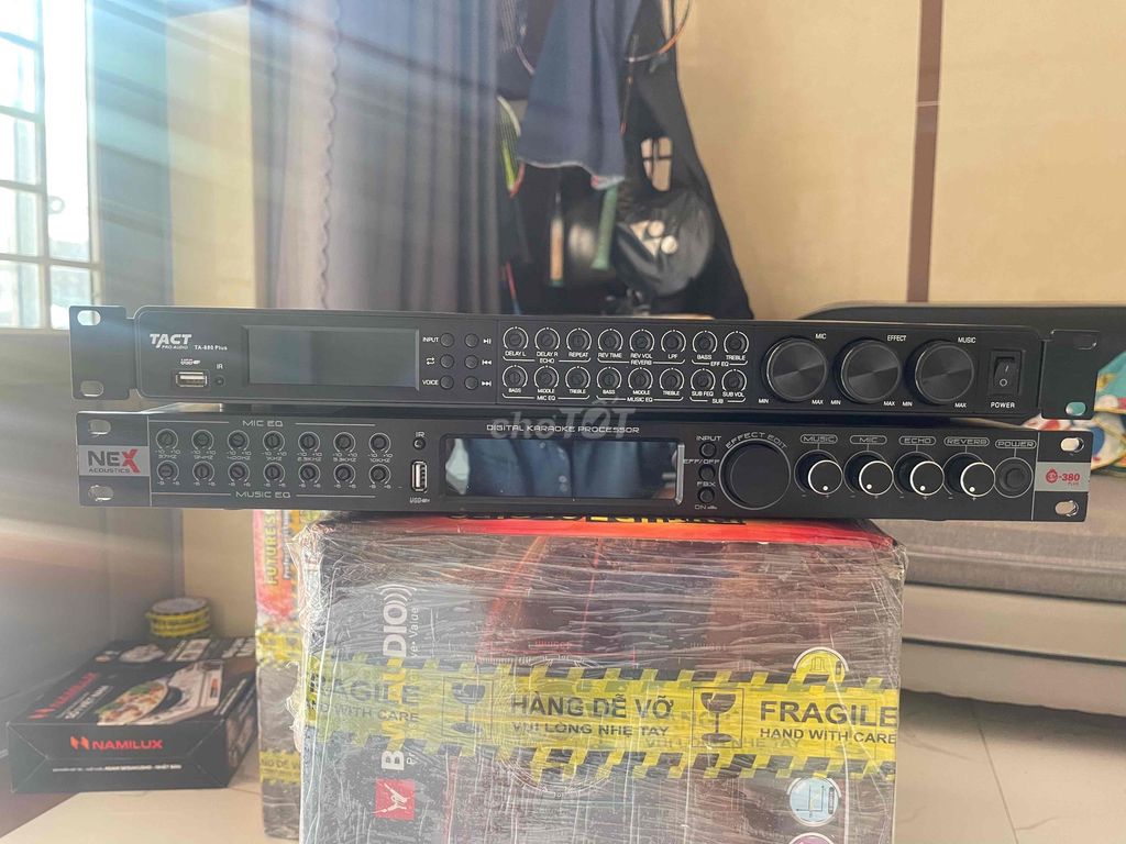 Vang cơ lai số TACT TA-880 Plus Đen. Mua bán Tivi, Âm thanh tại Huyện Bù Đốp Bình Phước được đăng bởi Trang hình 1